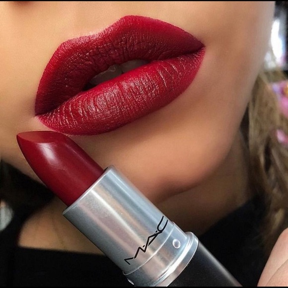 MAC Matte Lipstick DIVA 603 *DISCONTINUED* - Picture 4 of 15